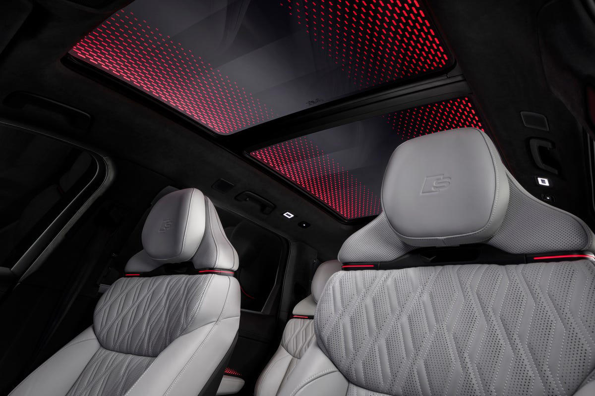 Audi reveals first look inside flagship Q9 SUV