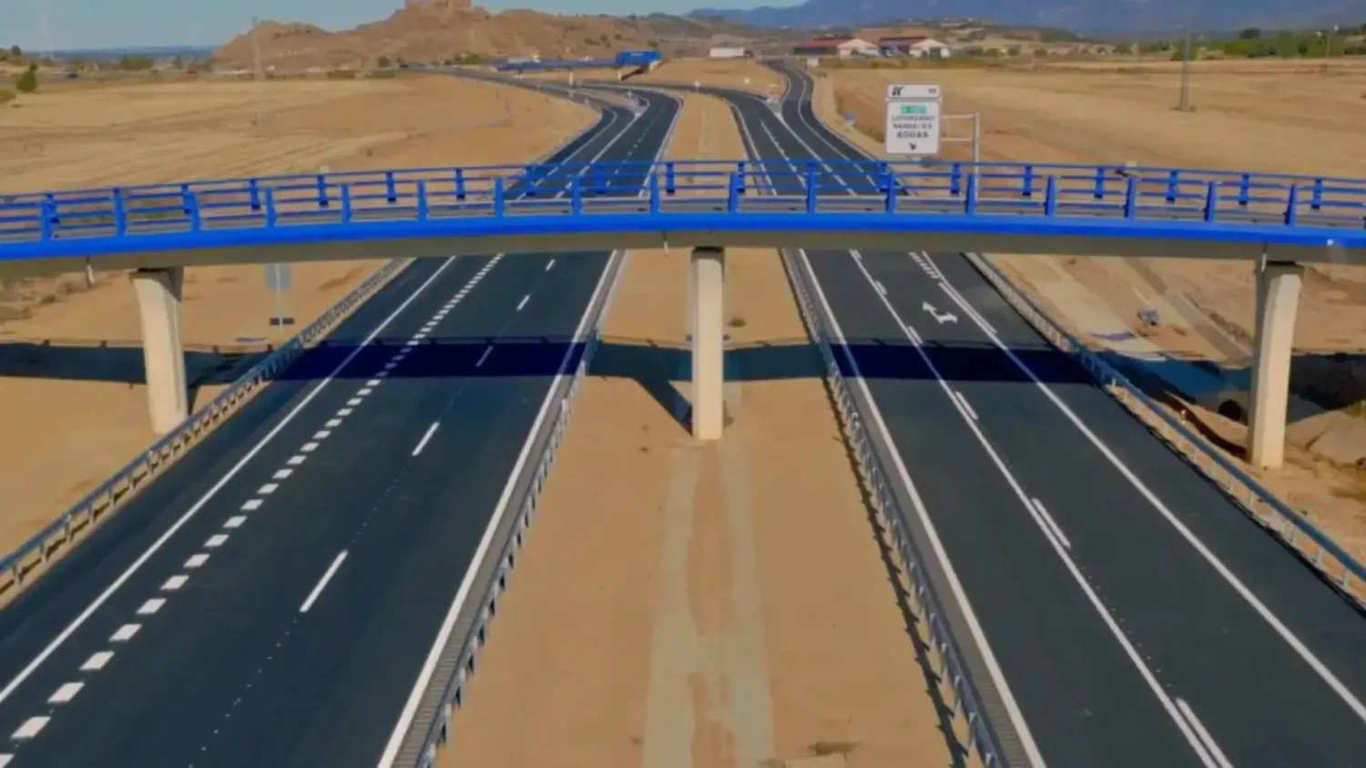 Esta autovía costó 15 millones más de lo previsto y se retrasó 20 años. En cuestión de semanas ya tiene tres radares