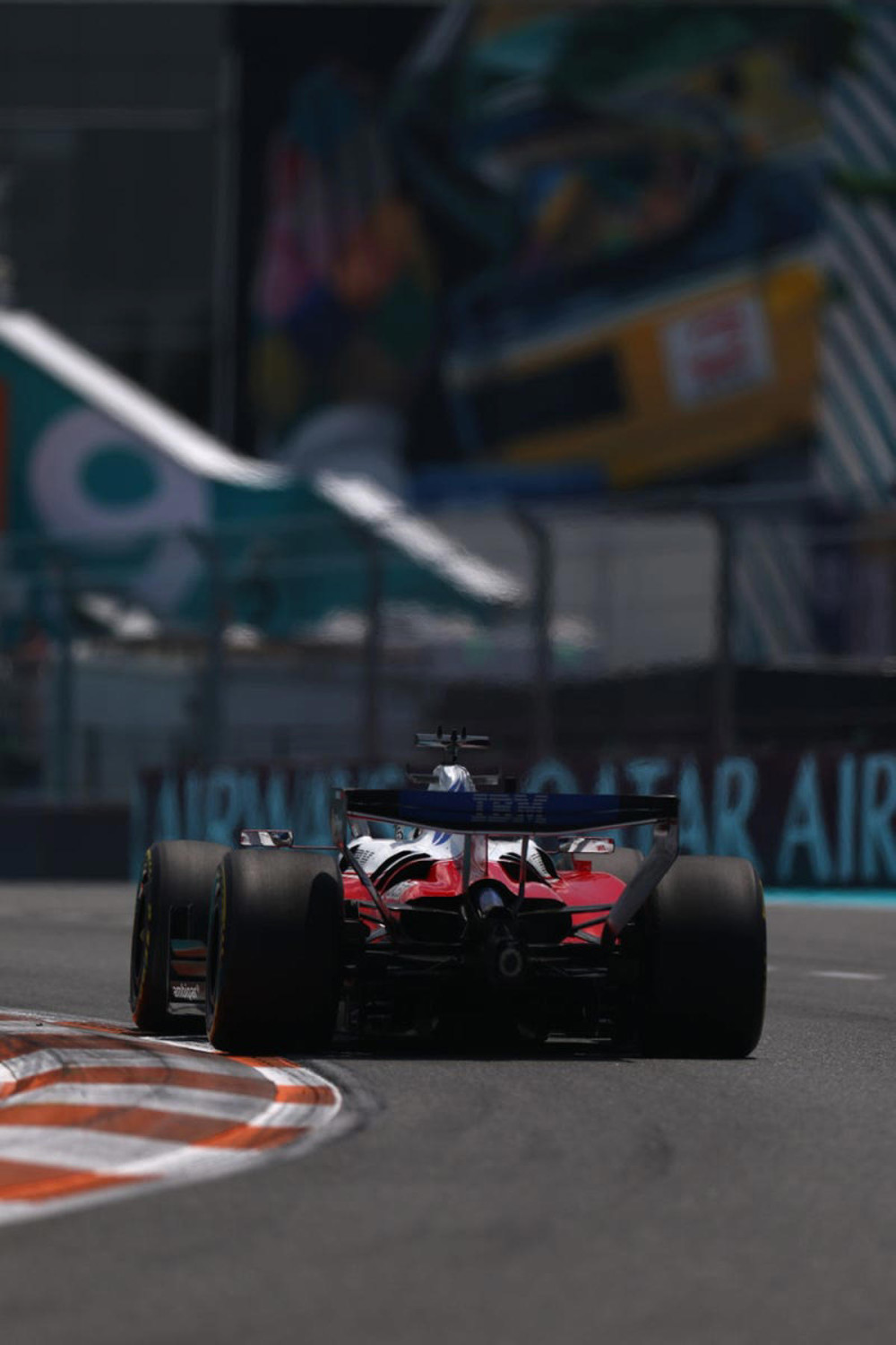 F1 y FIA estudian poner diferentes colores a la luz trasera de los coches para mejorar la seguridad