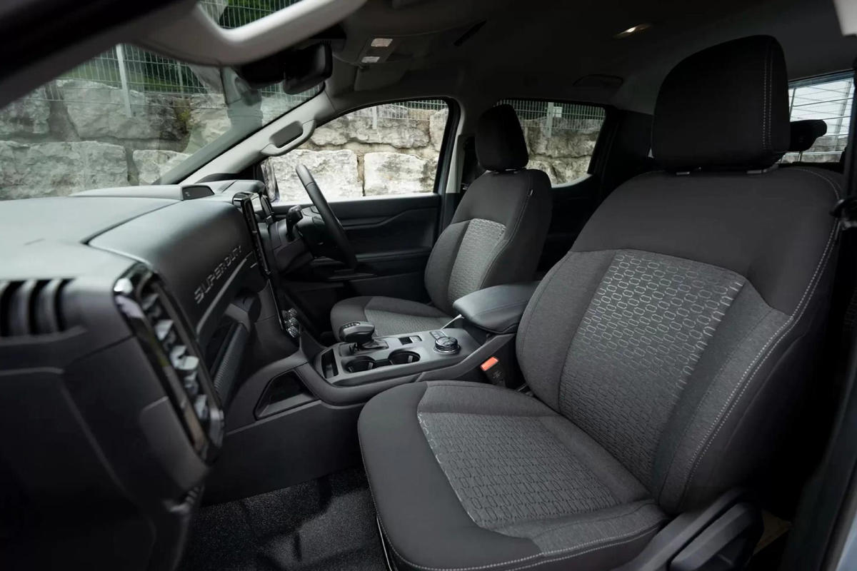El nuevo Ford Ranger Super Duty es más extremo: hasta 1.000 kilos de carga adicional