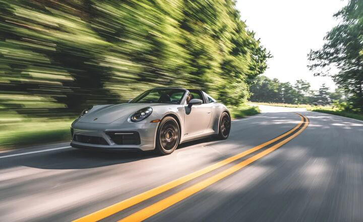 Porsche accused of turning service into a dealer monopoly