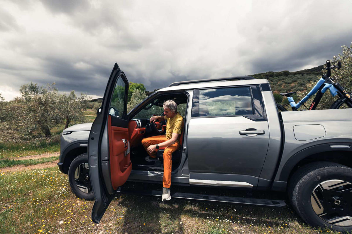 Jesús Calleja cambia una marca de coches chino-española por otra