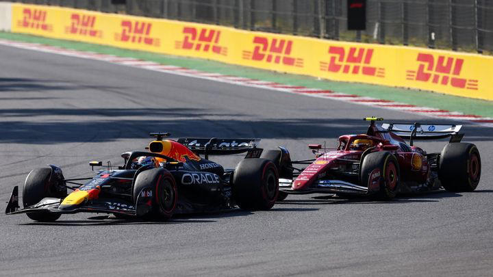 Verstappen y Hamilton definen su futuro en la F1: "Siempre quise continuar, pero anhelaba un cambio"