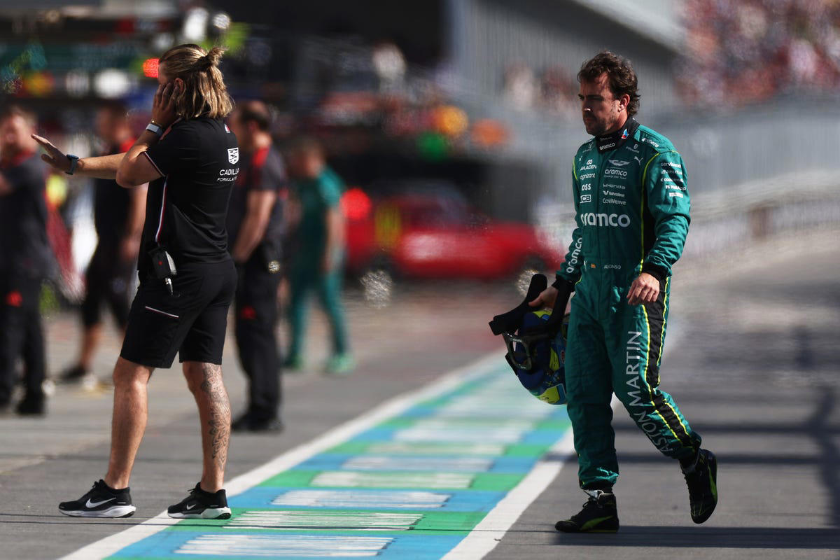 Fernando Alonso baja de la nube a Aston Martin F1 tras su accidente en el GP de Canadá: "Iba muy..."