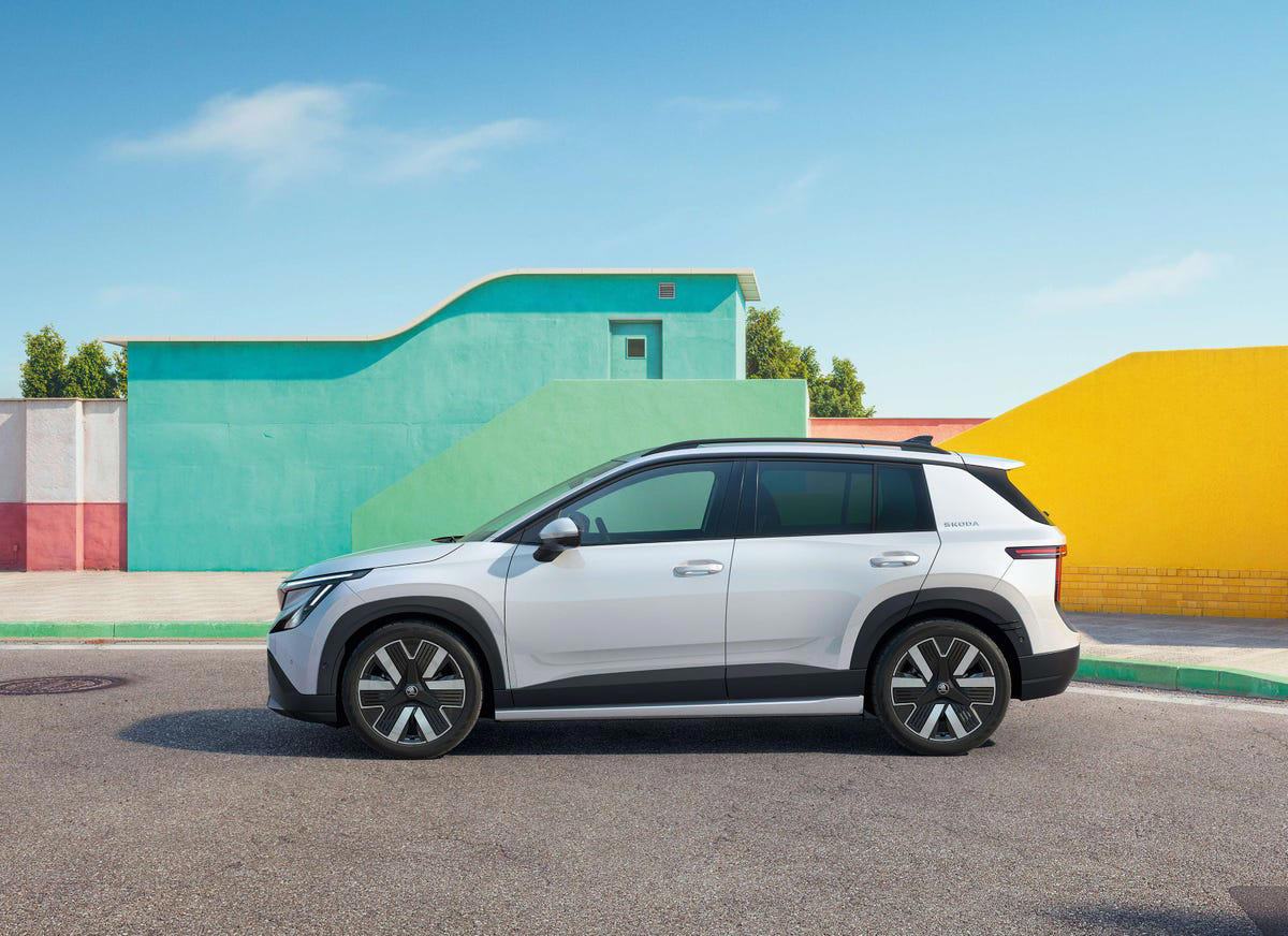El Skoda Epiq se pone a tiro de Hyundai Inster y Renault 5 E-Tech con descuentos y ayudas vigentes