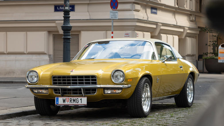 Why did cars have less horsepower in the 1970s?