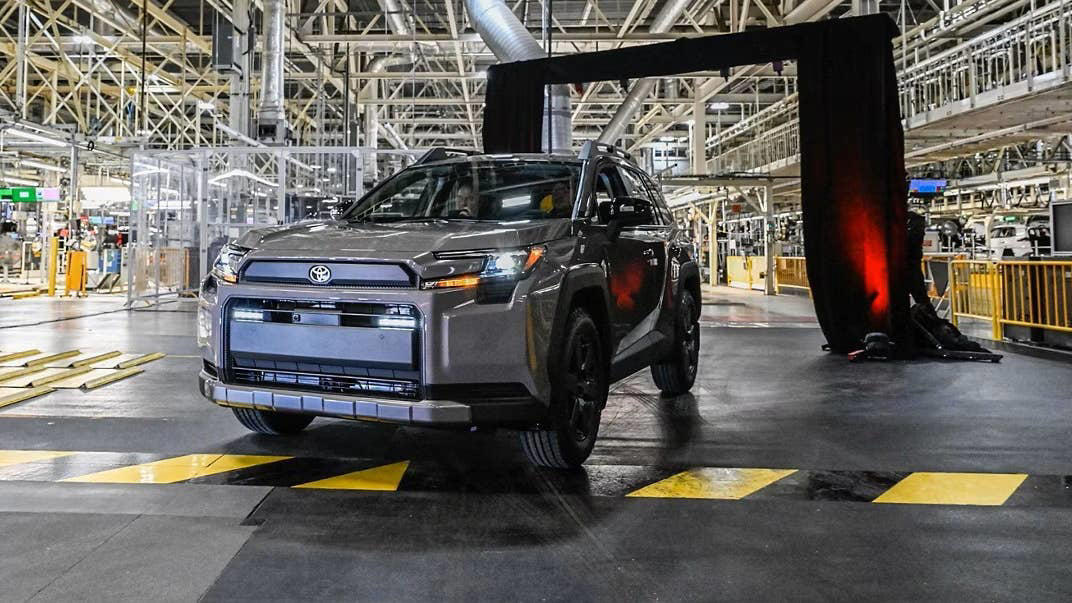 The unfinished bridge that could break North America’s auto supply chain
