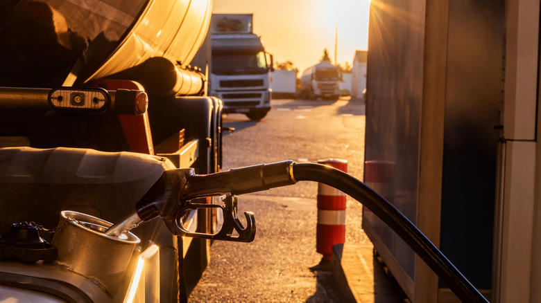 Truck diesel vs car diesel pumps: What's the difference?
