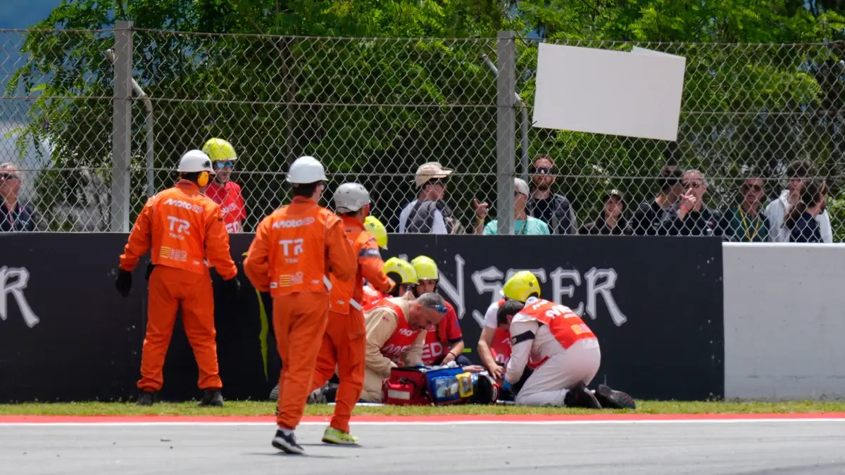 Así ha sido la durísima caída de Álex Márquez en el Gran Premio de Cataluña