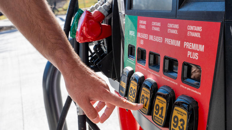 Gas station mix-up shows what happens when regular engines get diesel fuel