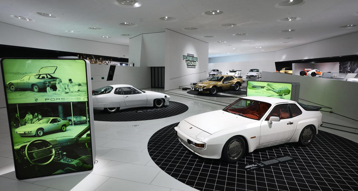 Porsche celebra el 50 aniversario de sus coupés con motor delantero en una exposición única