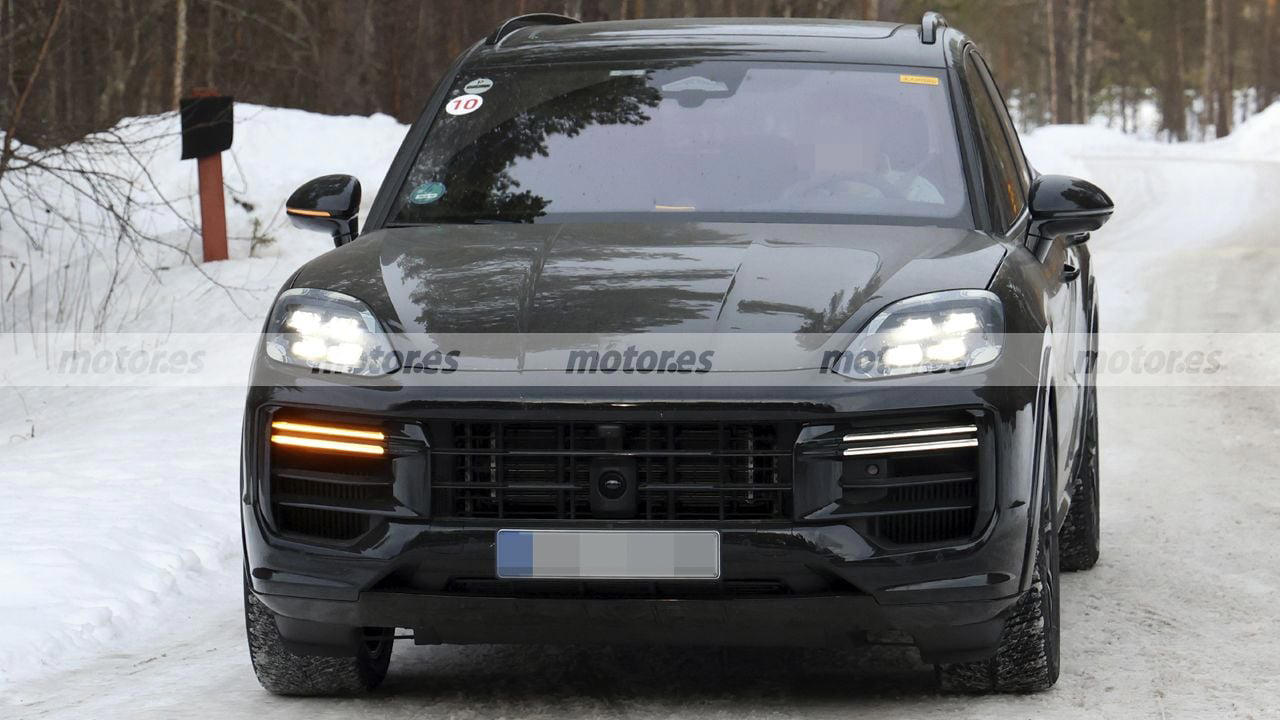 El Porsche Cayenne 2027 se deja ver sin camuflaje y confirma el gran dilema de este SUV