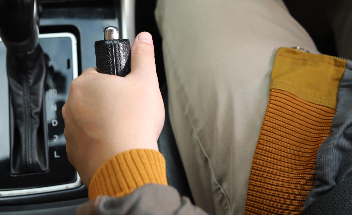 Emergencia al volante: lo primero que debes hacer y cómo detener el coche si los frenos fallan
