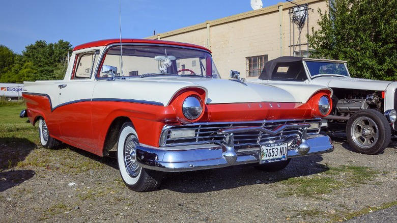10 classic pickup trucks that are a total waste of money