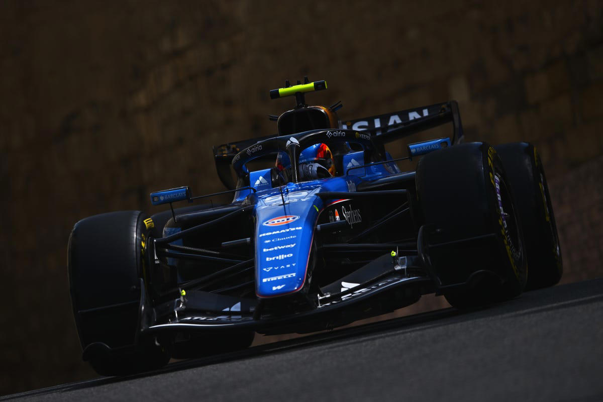 De la gloria al infierno: La FIA penaliza al Williams F1 de Carlos Sainz én el GP de Azerbaiyán