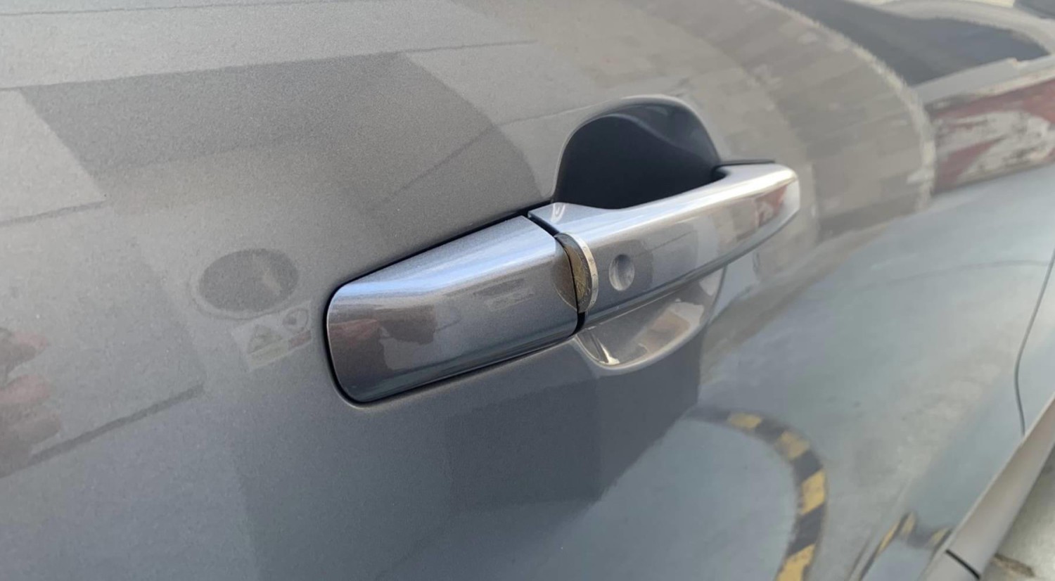 Cuidado: así es como con una naranja, moneda o botella logran robar los coches (y así puedes evitarlo)