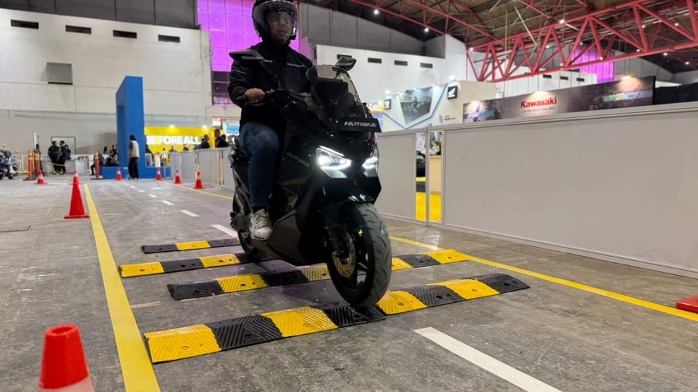 MAKA Cavalry Tampil Perdana di Ajang PEVS 2025, Masyarakat Bisa Test Ride Langsung
