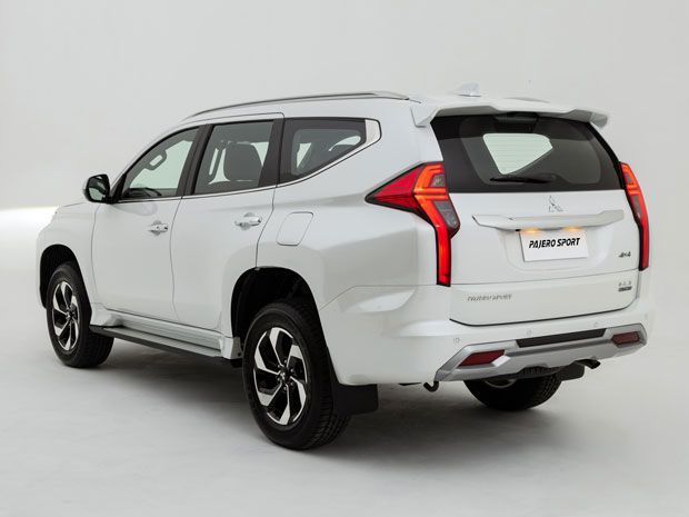 Mitsubishi Pajero Sport Bukan Cuma untuk Lelaki, Wanita Diklaim juga Gampang Nyetirnya