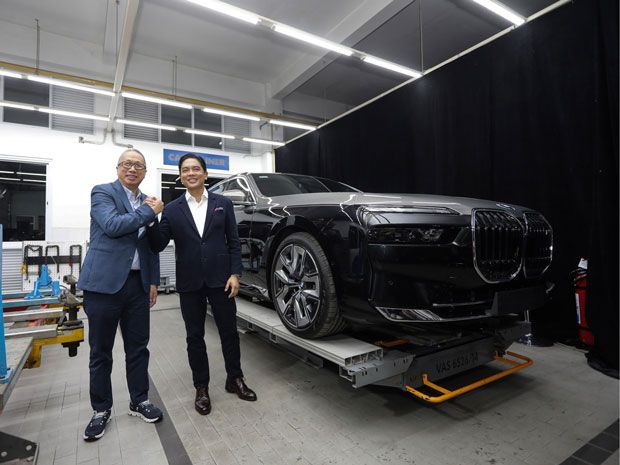Makin Canggih! Isu Teknis Mobil-Mobil BMW Terbaru sekarang Bisa Dicek dari Jarak Jauh