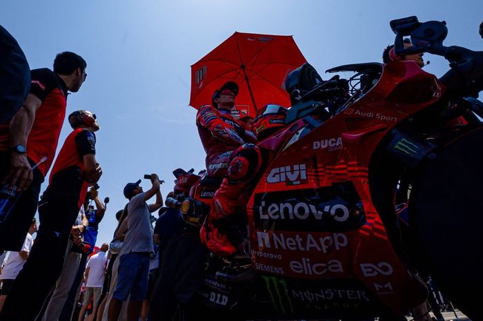 Marc Marquez, Marquez, Aman di Puncak Performa, Marc Marquez Izinkan Crew Chief-nya Bantu Pecco Bagnaia Biar Kompetitif
