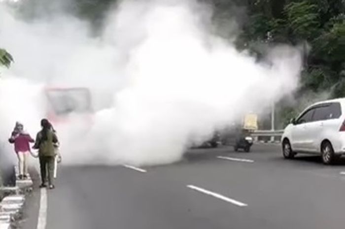 Tak Perlu Panik, Begini Cara Menangani Diesel Runaway pada Mobil di Jalan