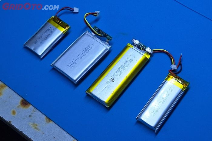 Ganti Baterai Intercom Helm Rusak Bisa Diganti, Biaya Juga Murah