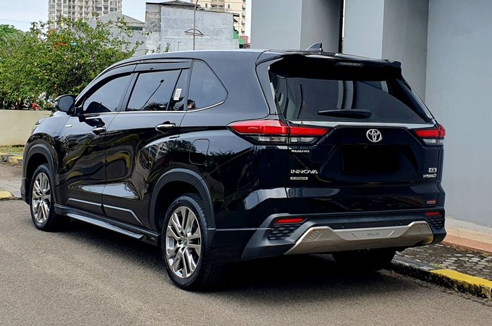 Toyota, Toyota Masih Optimis Penjualan Mobil Bisa Bagus, Belum Ada Strategi Khusus Rayu Orang Berduit