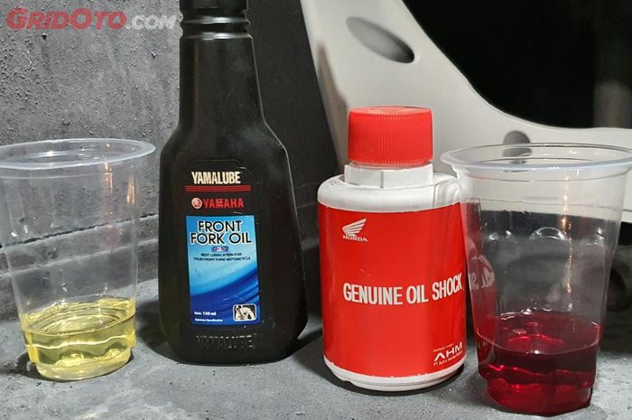 Oli Ini Disarankan Buat Bikin Bantingan Sokbreker Depan Motor Empuk