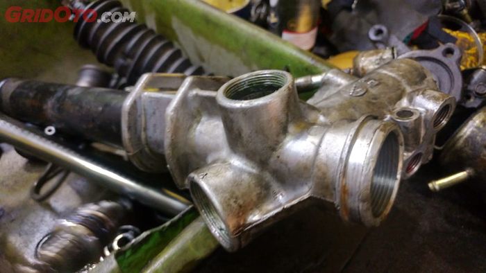 Inilah Penyebab Oli Power Steering Mobil Berkurang Pasca Libur Long Weekend