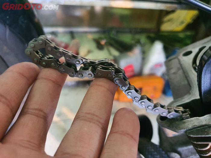 Ternyata Begini Cirinya Rantai Keteng di Motor Bekas Sudah Aus