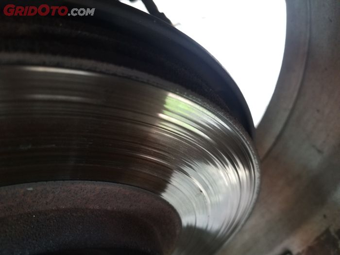 Inilah Waktu yang Tepat Untuk Ganti Kampas Rem Mobil