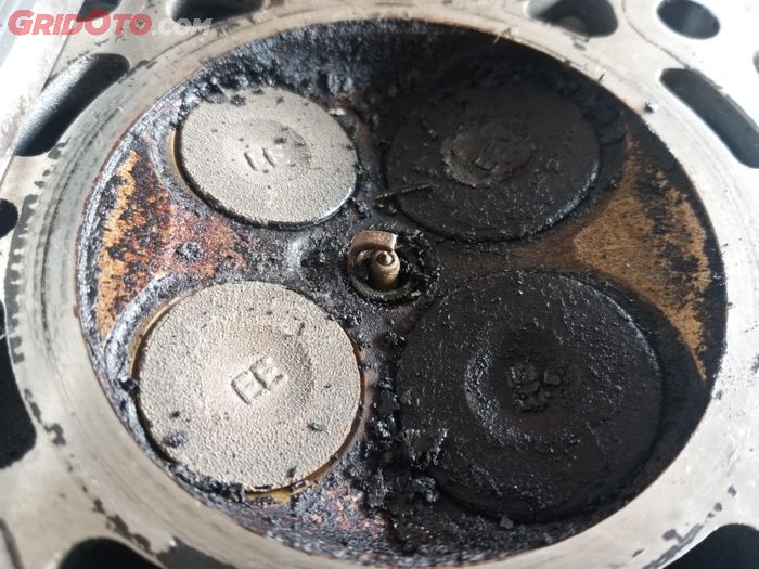 Filter Udara Mobil Kotor Bisa Bikin Boros BBM, Ini Penjelasannya