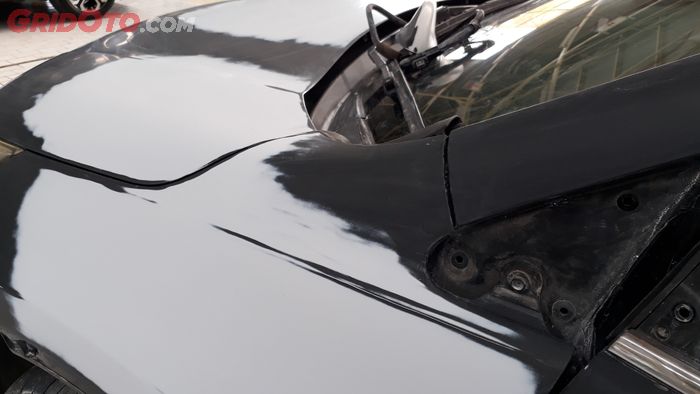 Jangan Cat Ulang Bodi Mobil Kalau Dempulnya Asal, Ini Risikonya!