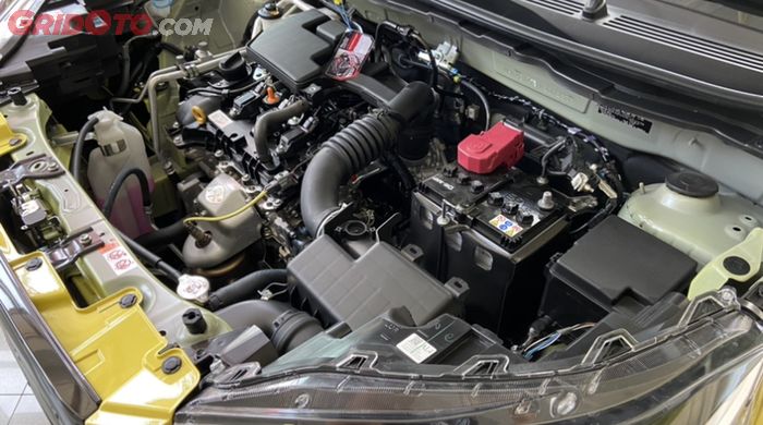 Kental Aura SUV, Pantau Harga Daihatsu Rocky Baru Per April 2025