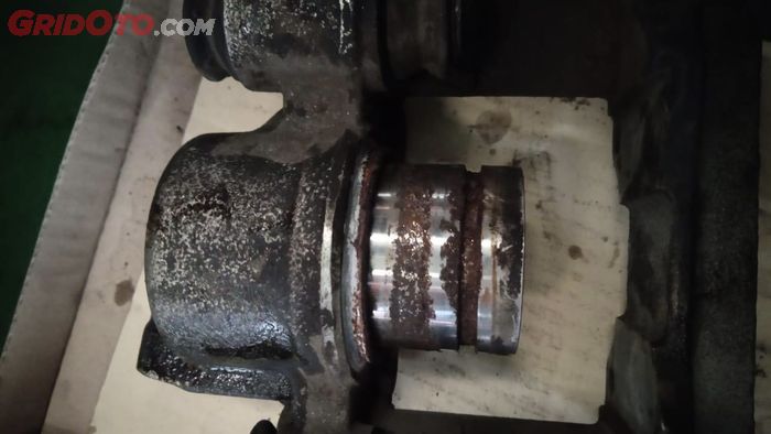 Harus Tahu, Ini Gejala Yang Muncul Sebelum Kaliper Rem Mobil Bocor