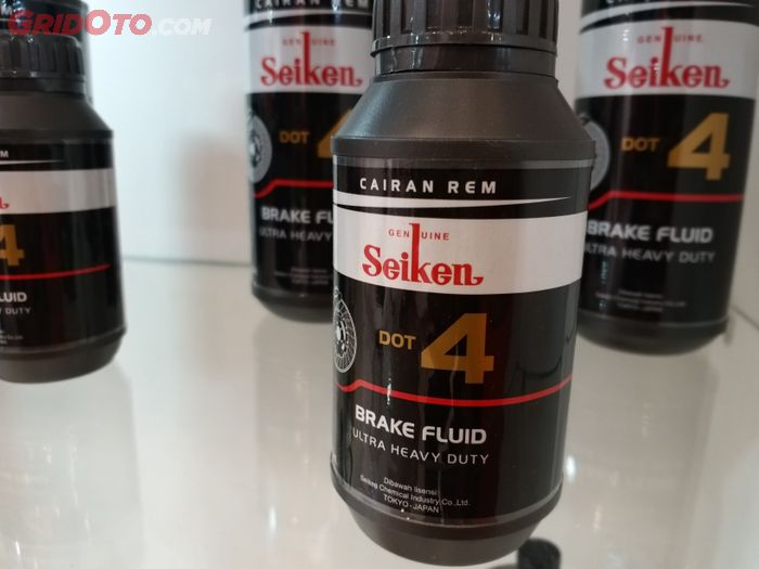 Kok Minyak Rem Mobil DIganti Setiap 2 Tahun Sekali, Ini Penjelasannya