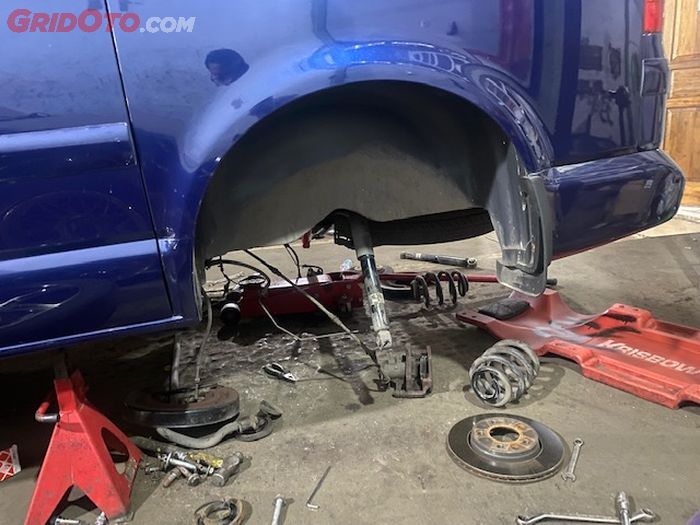 Inilah Beberapa Penyebab Kaki-kaki Mobil Bekas Bunyi Gluduk-gluduk