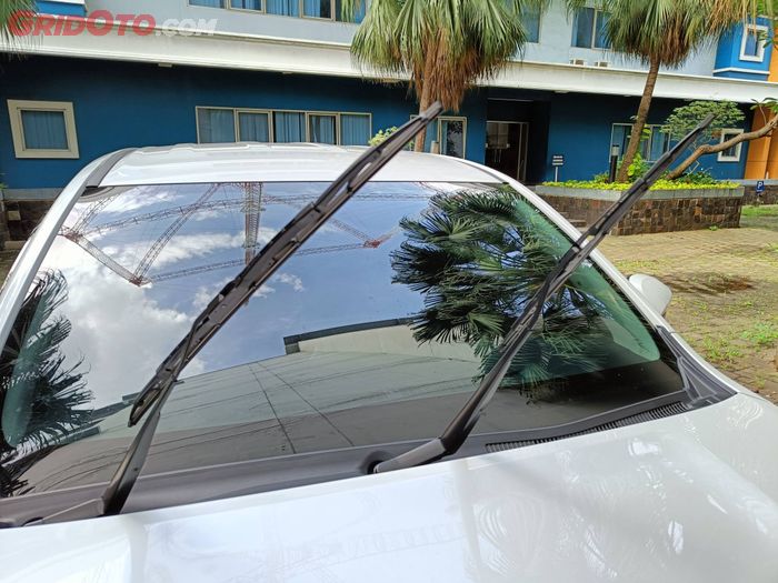 Karet Wiper Mobil Ideal Diganti Setiap 6 Bulan Sekali, Ini Alasannya