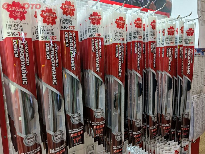 Begini Cara Ganti Karet Wiper Mobil Sendiri, Simak Langkah-langkahnya