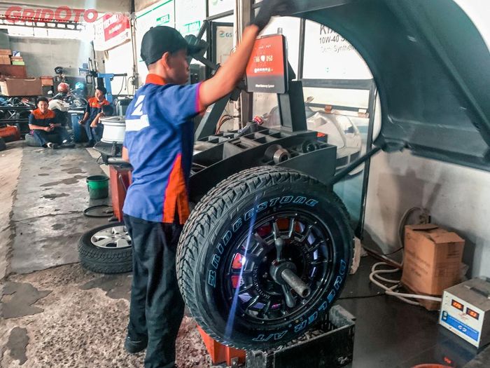 Baru Tahu, Ternyata Menentukan Posisi Timah Balancing Roda Gak Asal Tempel