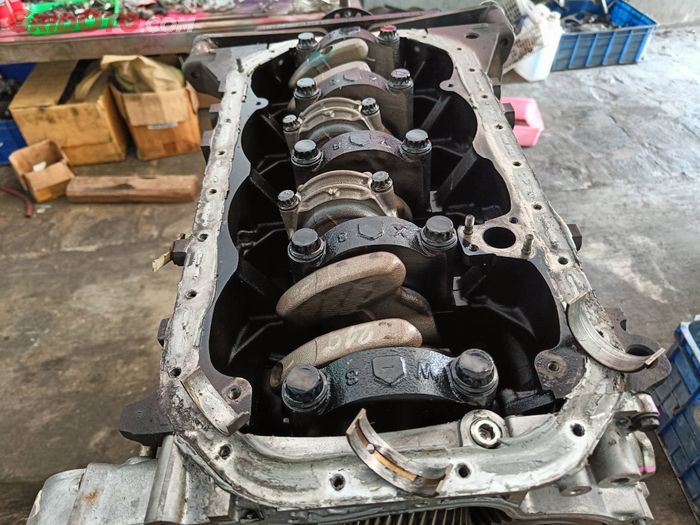 Inilah Beberapa Cara Mudah Mengecek Kesehatan Mesin Mobil Diesel