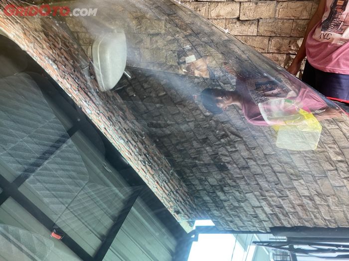 Ini Tiga Penyebab Kenapa Kaca Mobil Bekas Yang Berjamur Jangan Disepelekan