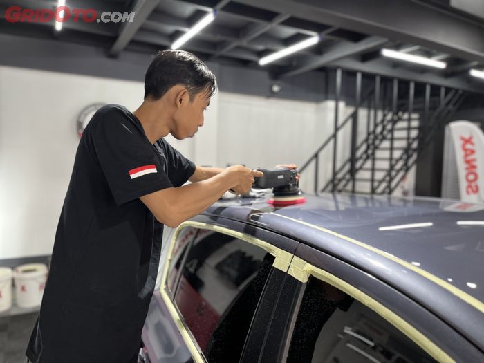 Cara Praktis Menghilangkan Baret Ringan Cat Mobil Sendiri di Rumah