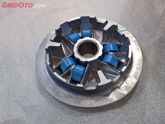 Begini Cara Mudah Bikin Motor Matic Yamaha Aerox 155 Makin Sat Set