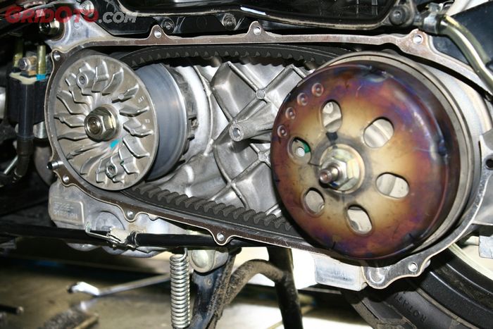 Ini Tanda-tanda Rumah Roller Motor Matic Perlu Penggantian, Wajib Tahu