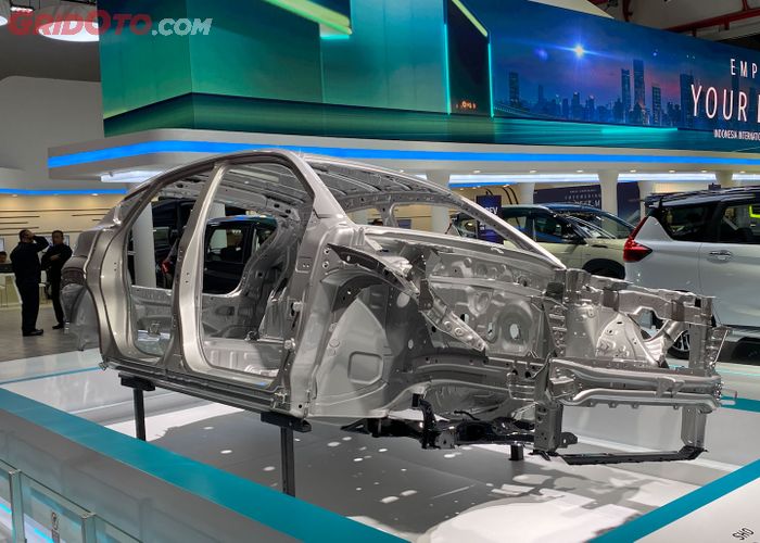 Teknologi Sasis Heartect Suzuki Fronx, Trik Kabin Lega Meski Dimensi Compact