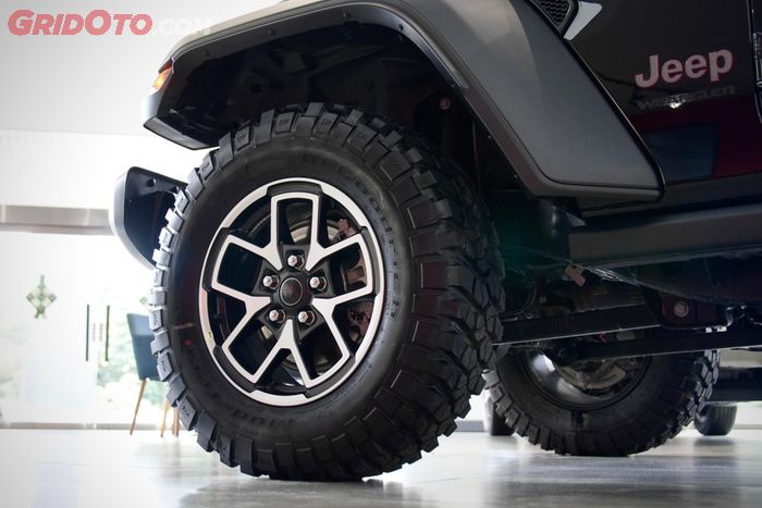 Spesifikasi Jeep Wrangler Rubicon 4-Door yang Baru Rilis Di Indonesia