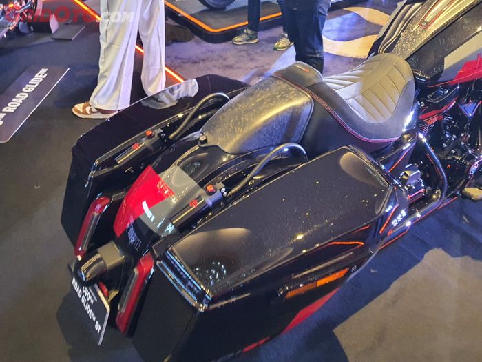 Dijual Mulai Rp 1,6 Miliar, Ini Bedanya Harley-Davidson CVO dengan Reguler