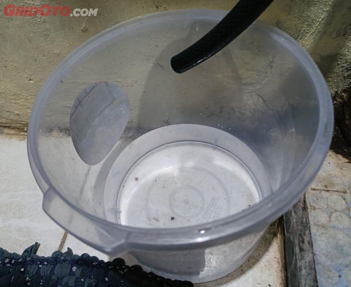 Pakai Air AC Buat Radiator Coolant? Ternyata Gini Kata Bengkel Resmi