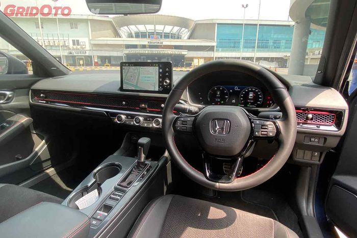 Kencan Singkat Honda Civic RS e:HEV, Bikin Kami Lupa Sama Altis HEV
